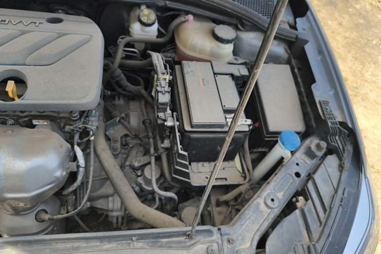 Used Roewe i5 2021 1.5L CVT Diamond Edition Engine Bay Left