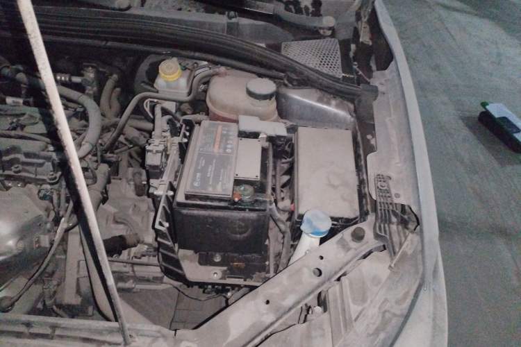Used Roewe i5 2021 1.5L Manual Platinum Edition Engine Bay Left