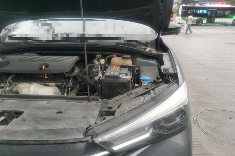 Used Roewe i5 2021 1.5L CVT Diamond Edition Engine Bay Left