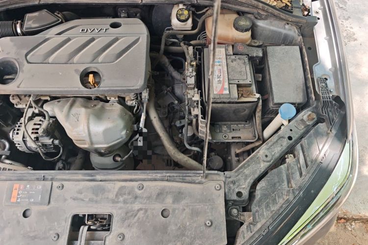 Used Roewe i5 2021 1.5L CVT Diamond Edition Engine Bay Left