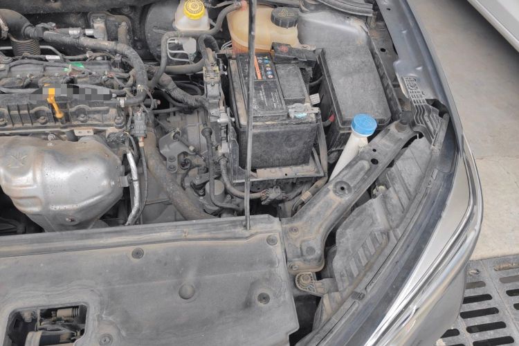 Used Roewe i5  Engine Bay Left