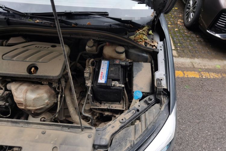Used Roewe i5 2021 1.5L CVT Diamond Edition Engine Bay Left