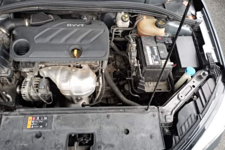 Used Roewe i5 2021 1.5L CVT Diamond Edition Engine Bay Left