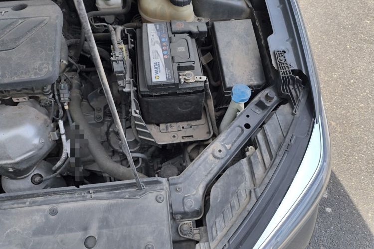 Used Roewe i5 2021 1.5L CVT Starry Edition Engine Bay Left