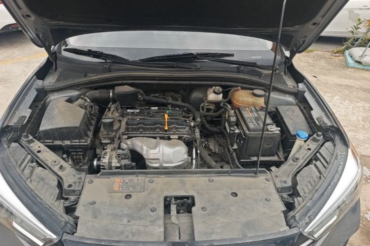 Used Roewe i5 2021 1.5L CVT Platinum Edition Engine Bay