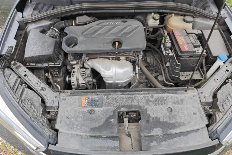 Used Roewe i5 2021 1.5L CVT Diamond Edition Engine Bay
