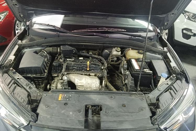 Used Roewe i5 2021 1.5L CVT Platinum Edition Engine Bay