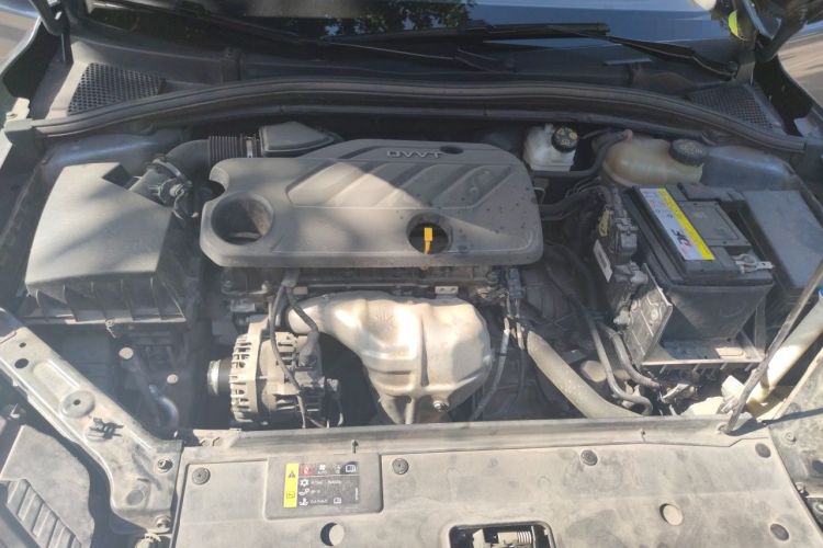 Used Roewe i5 2021 1.5L CVT Diamond Edition Engine Bay