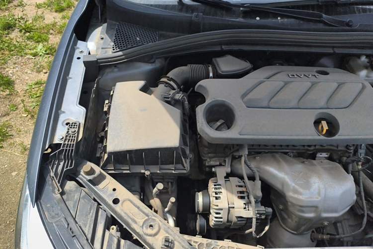 Used Roewe i5 2021 1.5L CVT Diamond Edition Engine Bay Right