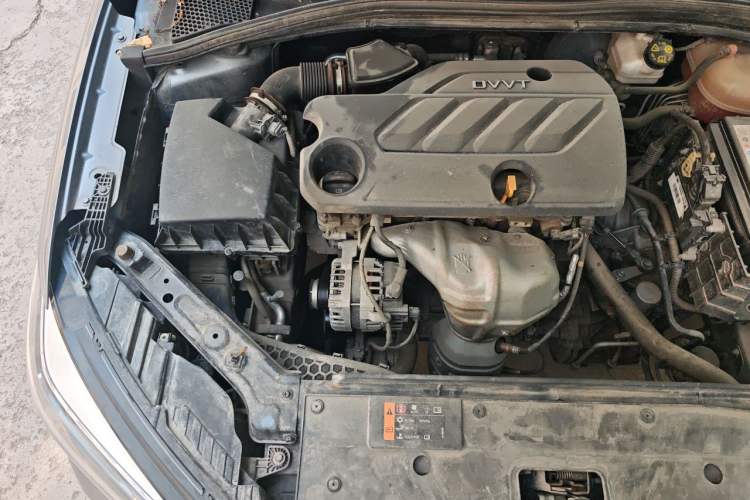 Used Roewe i5 2021 1.5L CVT Diamond Edition Engine Bay Right