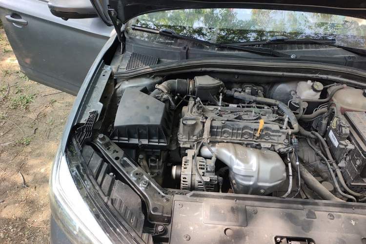 Used Roewe i5 2021 1.5L CVT Diamond Edition Engine Bay Right