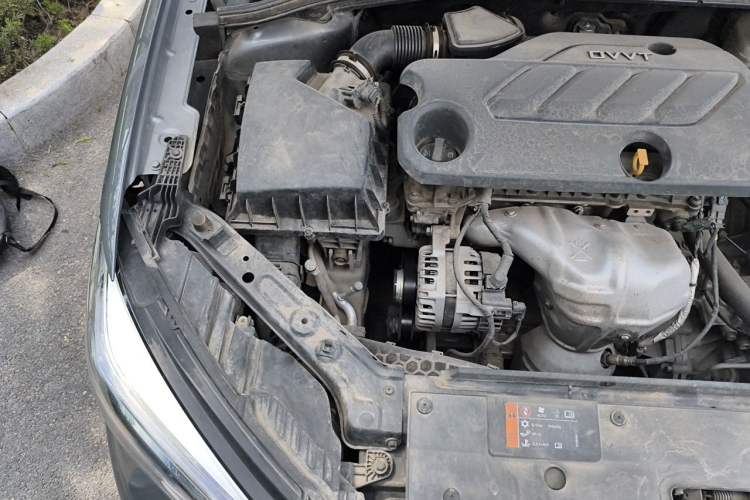 Used Roewe i5 2021 1.5L CVT Starry Edition Engine Bay Right