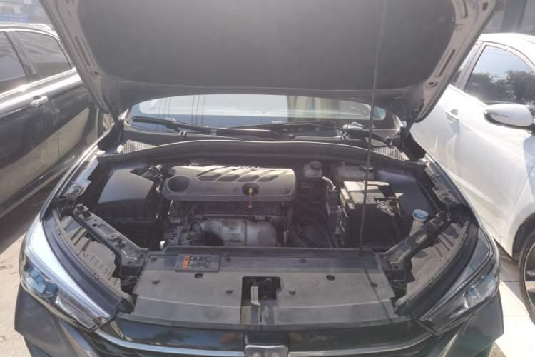 Used Roewe i5 2021 Revised Version 1.5L CVT Diamond Edition Engine Bay