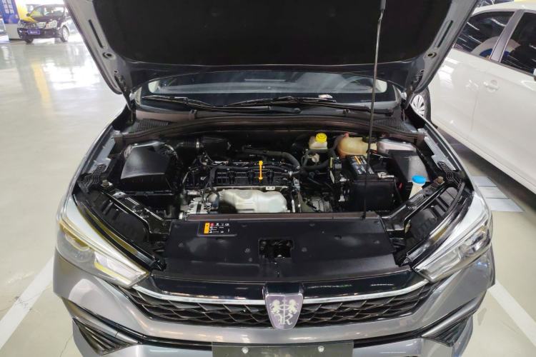 Used Roewe i5 2021 1.5L CVT Black Gold Edition Engine Bay