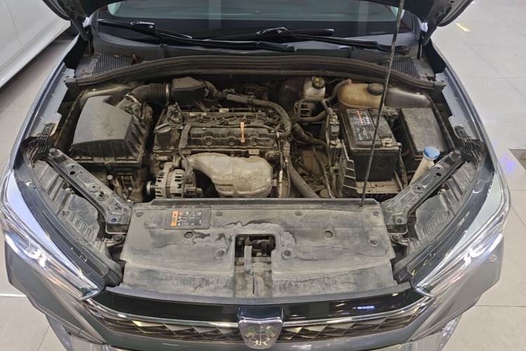 Used Roewe i5 2021 1.5L CVT Platinum Edition Engine Bay