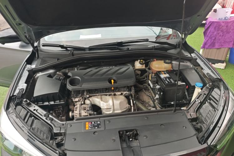 Used Roewe i5 2021 Revised Version 1.5L CVT Diamond Edition Engine Bay