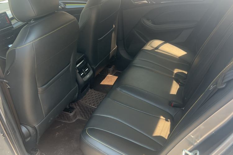 Used Roewe i5 2021 1.5L CVT Diamond Edition Exterior 11