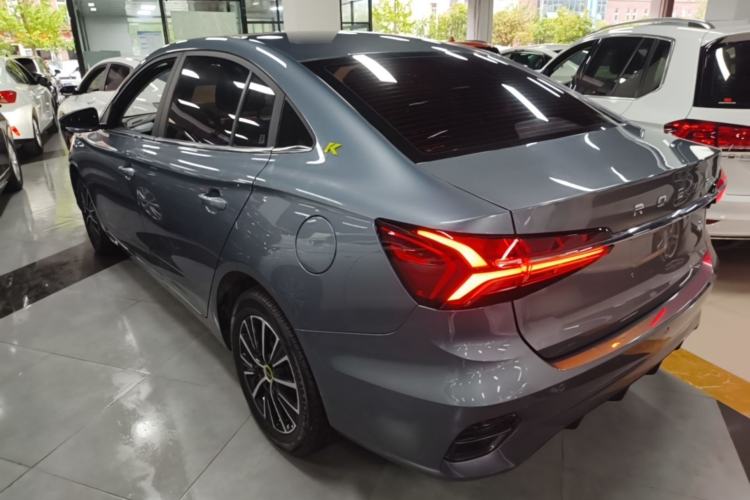 Used Roewe i5 2021 Revised Version 1.5L CVT Diamond Edition Exterior 2