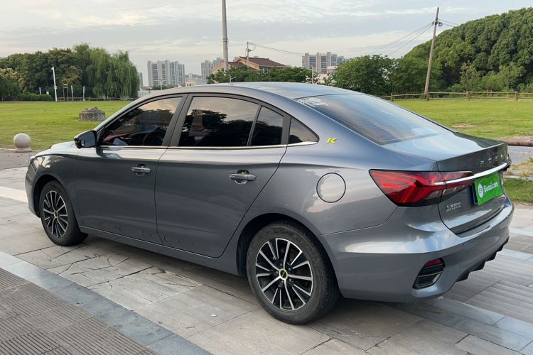 Used Roewe i5 2021 Revised Version 1.5L CVT Diamond Edition Exterior 3