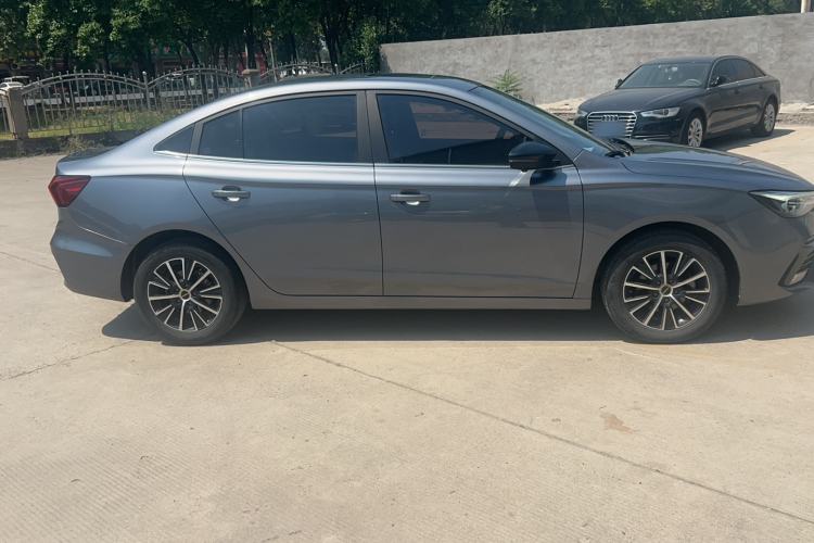 Used Roewe i5 2021 1.5L CVT Diamond Edition Exterior 4