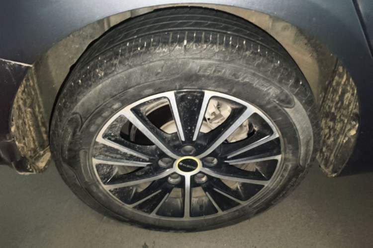 Used Roewe i5 2021 1.5L CVT Diamond Edition Exterior 5
