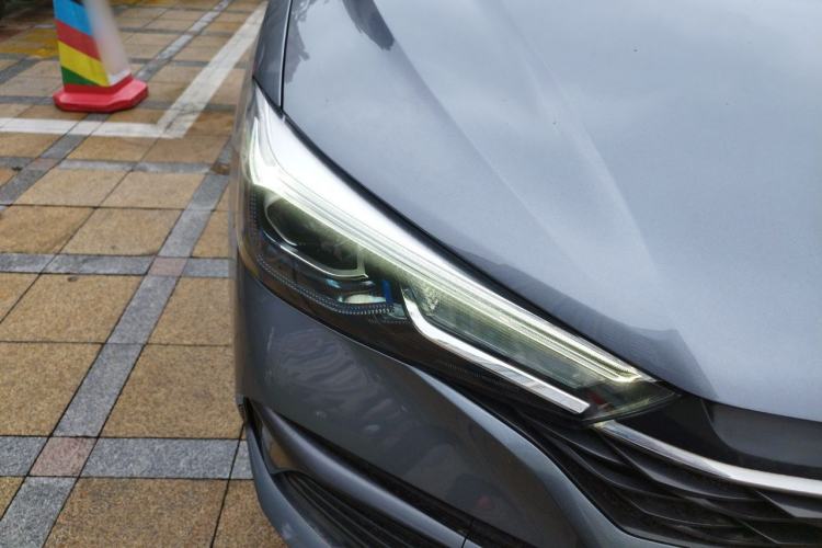 Used Roewe i5 2021 1.5L CVT Diamond Edition Exterior 6