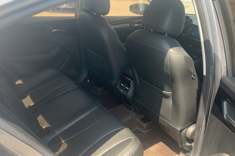 Used Roewe i5 2021 1.5L CVT Diamond Edition Exterior 6