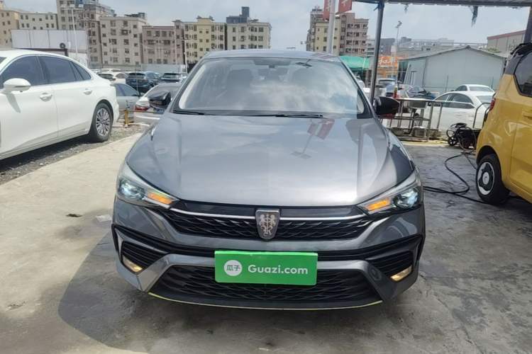 Used Roewe i5 2021 1.5L CVT Diamond Edition Front