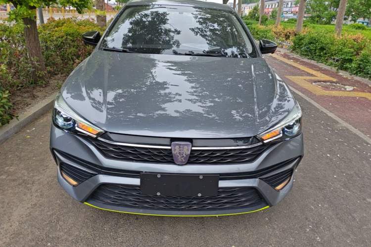 Used Roewe i5 2021 1.5L CVT Diamond Edition Front