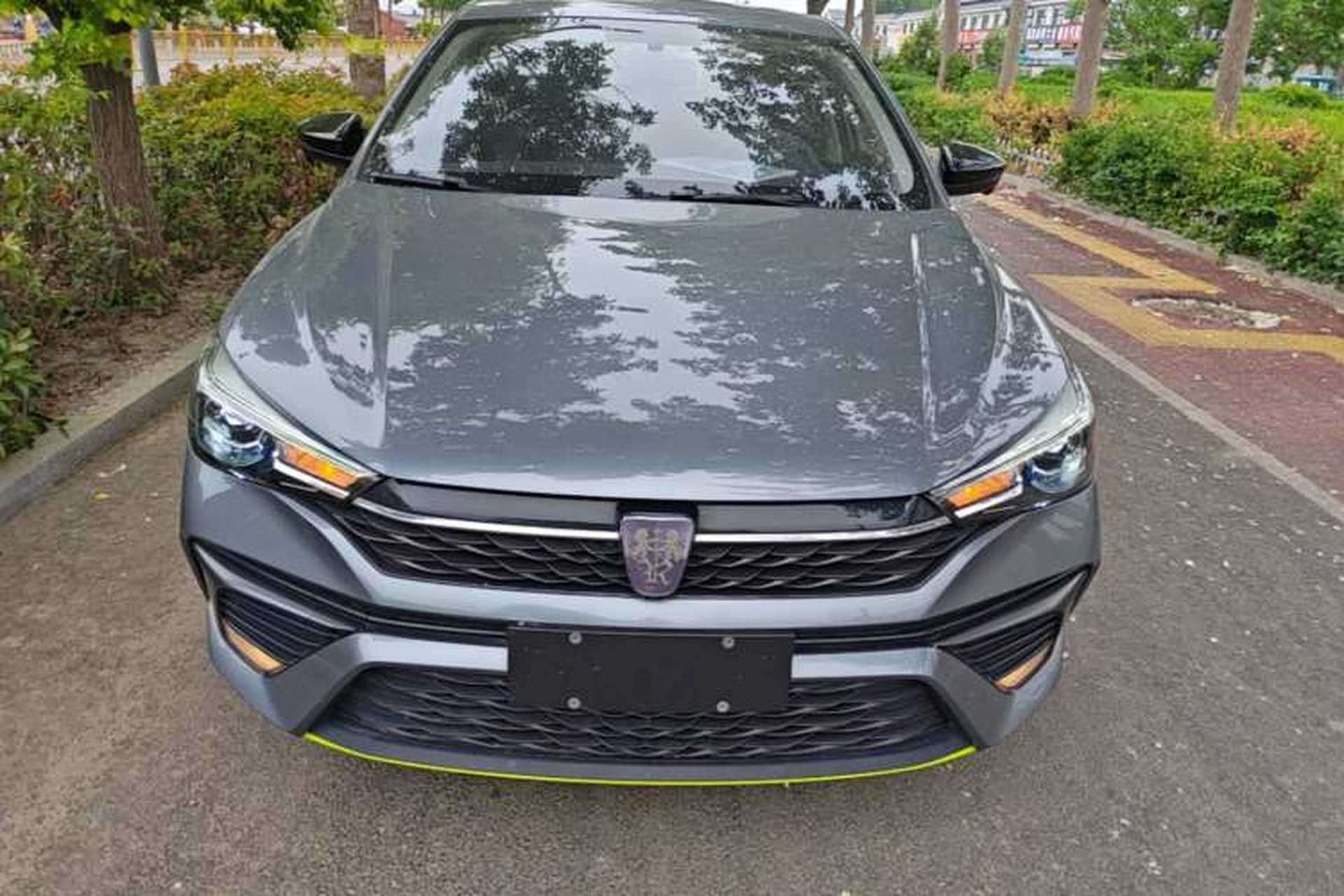 Used Roewe i5 2021 1.5L CVT Diamond Edition Front