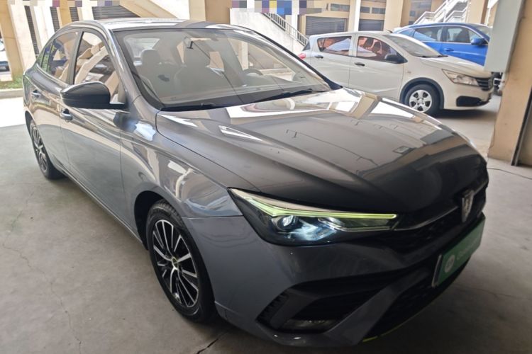 Used Roewe i5 2021 1.5L Manual Diamond Edition Front Right 45 Deg
