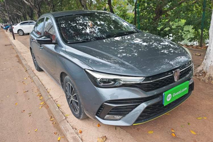 Used Roewe i5 2021 Revised Version 1.5L CVT Diamond Edition Front Right 45 Deg