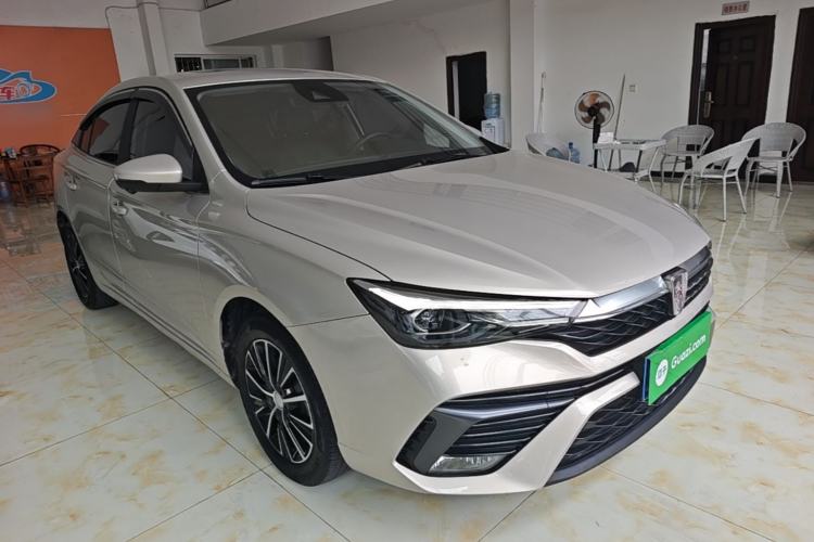 Used Roewe i5 2021 1.5L CVT Starry Edition Front Right 45 Deg