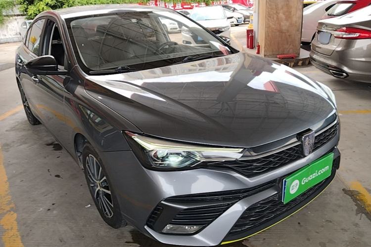 Used Roewe i5 2021 1.5L CVT Diamond Edition Front Right 45 Deg