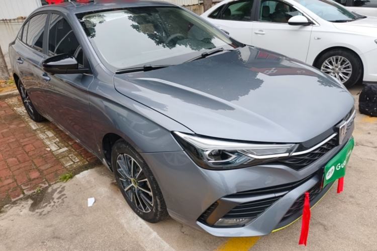 Used Roewe i5 2021 1.5L CVT Diamond Edition Front Right 45 Deg
