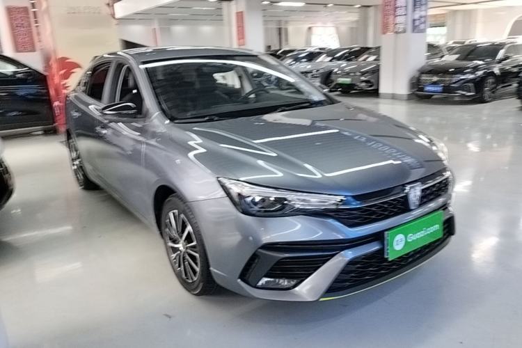 Used Roewe i5 2021 1.5L CVT Diamond Edition Front Right 45 Deg