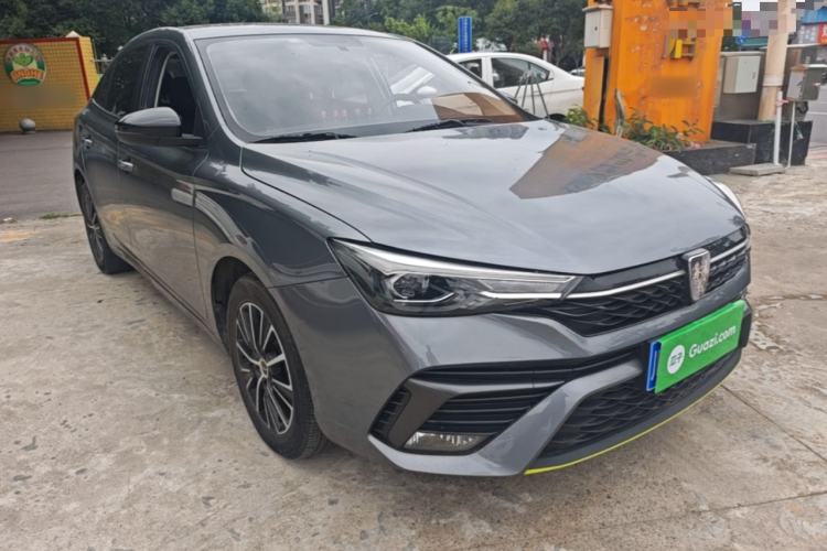 Used Roewe i5 2021 1.5L CVT Platinum Edition Front Right 45 Deg