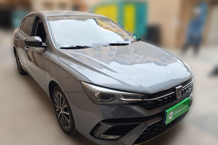 Used Roewe i5 2021 1.5L CVT Platinum Edition Front Right 45 Deg