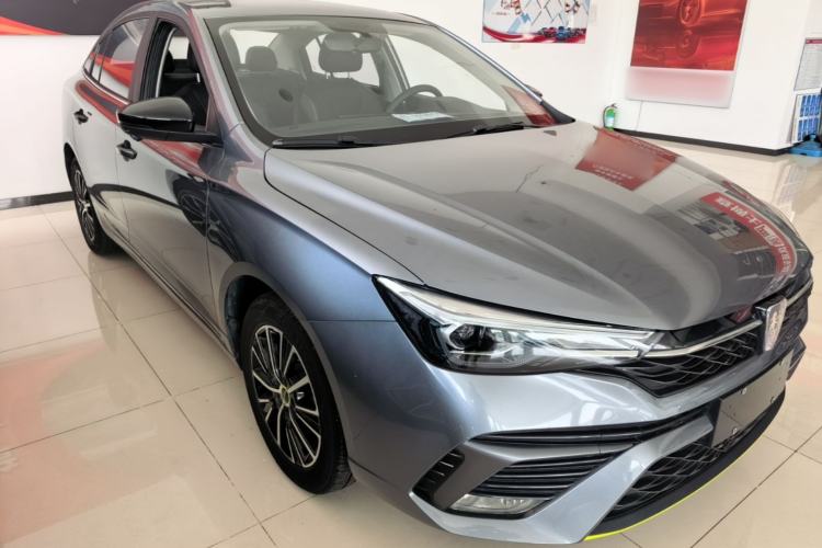 Used Roewe i5 2021 Revised Version 1.5L CVT Diamond Edition Front Right 45 Deg