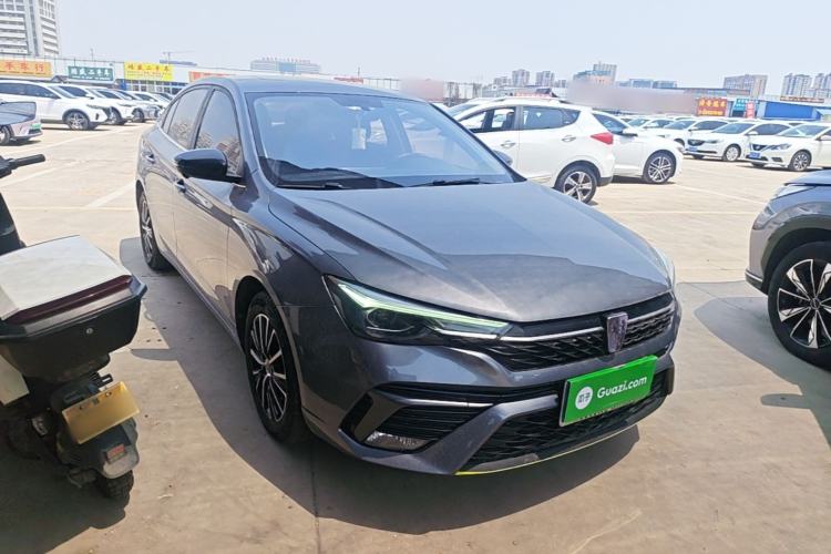 Used Roewe i5 2021 1.5L CVT Diamond Edition Front Right 45 Deg