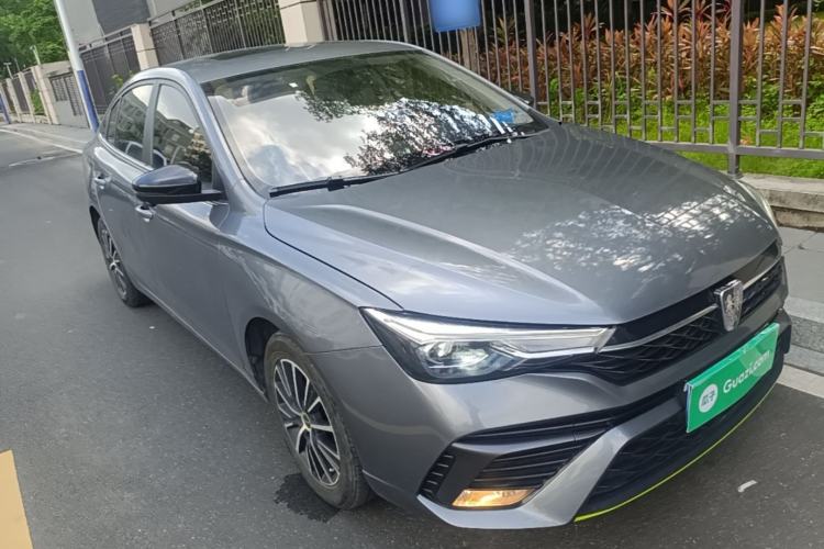 Used Roewe i5 2021 1.5L CVT Black Gold Edition Front Right 45 Deg