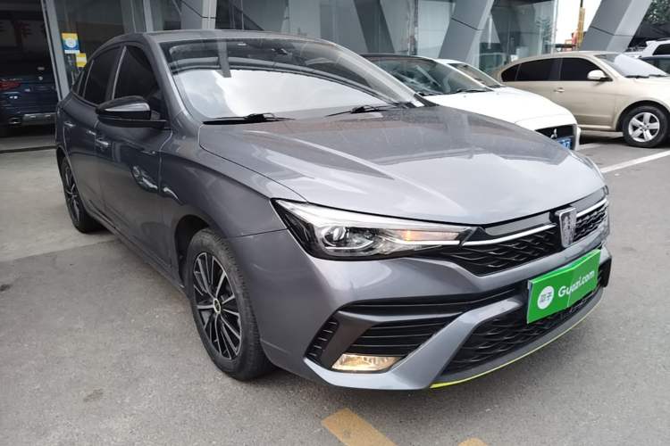 Used Roewe i5 2021 1.5L CVT Platinum Edition Front Right 45 Deg