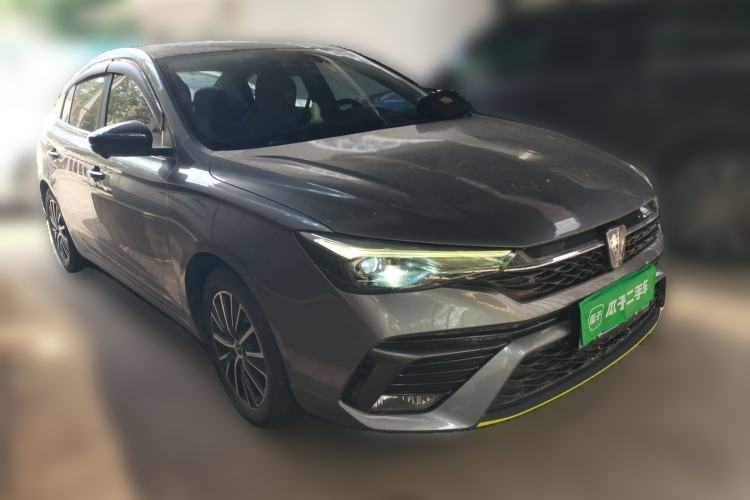 Used Roewe i5 2021 1.5L CVT Diamond Edition Front Right 45 Deg