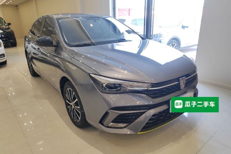 Used Roewe i5 2021 1.5L CVT Platinum Edition Front Right 45 Deg