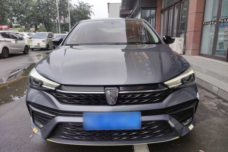 Used Roewe i5 2021 1.5L Manual Diamond Edition Front