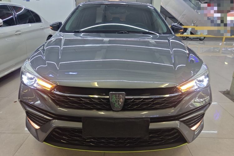 Used Roewe i5 2021 1.5L CVT Platinum Edition Front