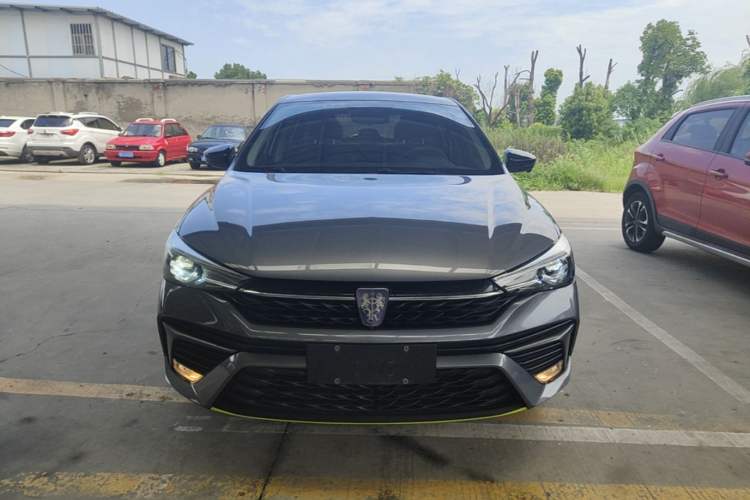 Used Roewe i5 2021 1.5L CVT Diamond Edition Front
