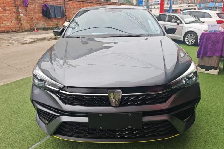 Used Roewe i5 2021 Revised Version 1.5L CVT Diamond Edition Front