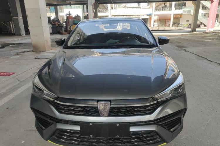 Used Roewe i5 2021 1.5L Manual Platinum Edition Front