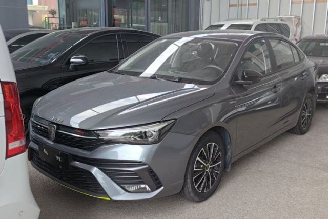 Used Roewe i5 2021 1.5L CVT Platinum Edition